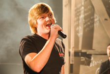 Концерт «Этот поезд в огне» в театре «Ильхом»