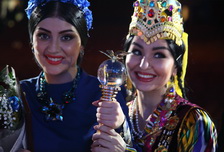 ЭЪТИРОФ-2014 тақдирлаш маросимининг ёрқин лаҳзалари!