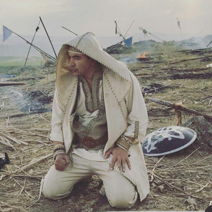 alt